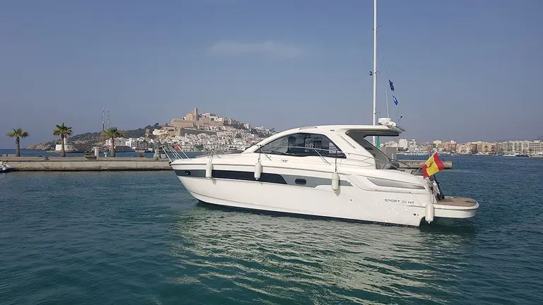 Bavaria 39 Sport HT-02