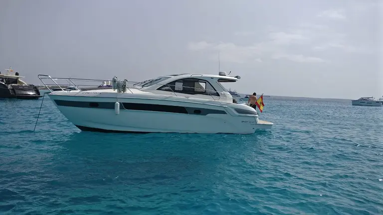 Bavaria 39 Sport HT-03