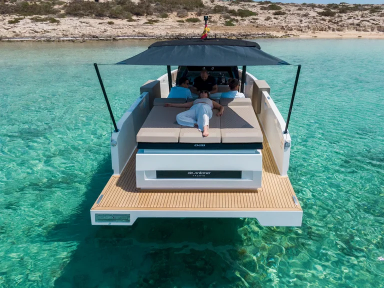 BOAT RENTAL IN IBIZA AND FORMENTERADeAntonio 28 - Boats4Rent-7_resultat