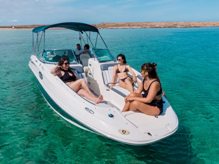 BOAT RENTAL IN IBIZA AND FORMENTERAWhatsApp Image 2025-04-26 at 14.59.14_resultat